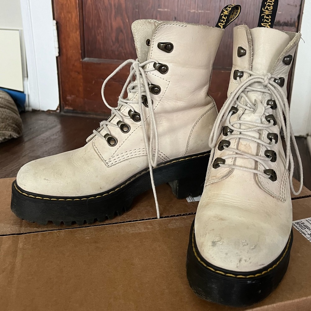 Dr. Martens Leona Leather Platform Heeled Boot
